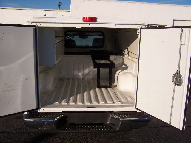 GMC Canyon 2009 photo 2