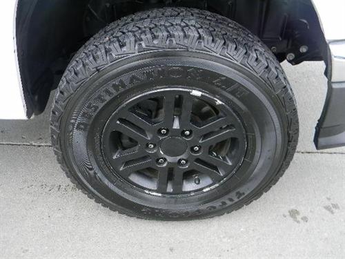 GMC Canyon 2010 photo 2