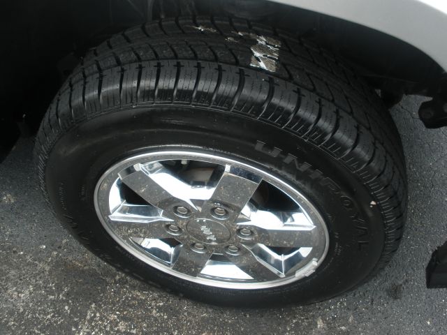 GMC Canyon 2010 photo 2