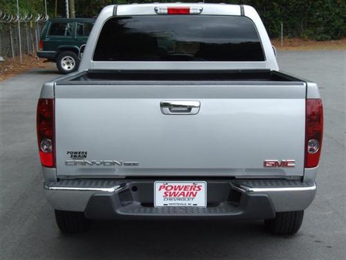 GMC Canyon 2011 photo 2