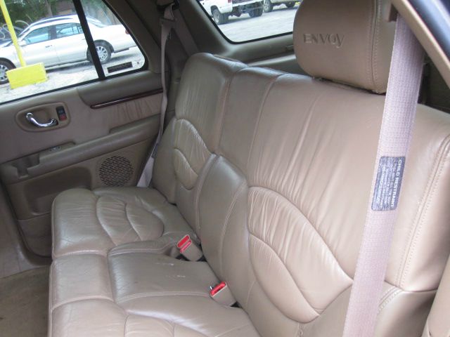 GMC Envoy 1998 photo 2