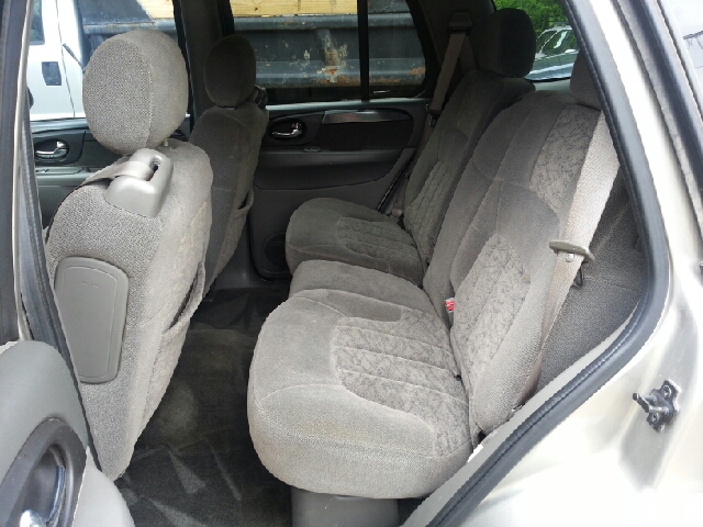 GMC Envoy 4x4 Crew Cab LE SUV