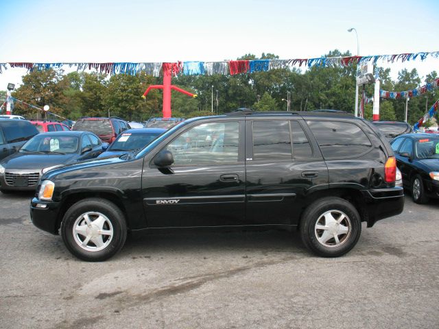 GMC Envoy 4x4 Crew Cab LE SUV