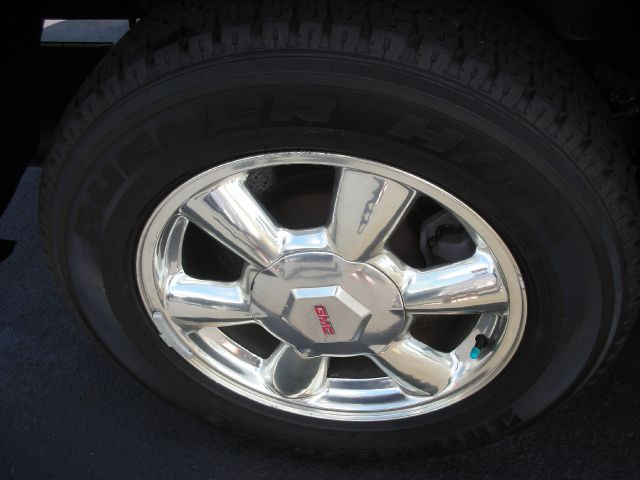 GMC Envoy 2002 photo 1