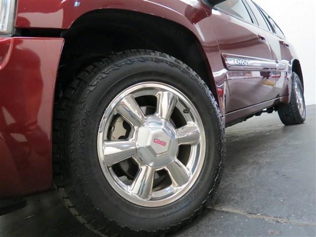 GMC Envoy 2002 photo 24
