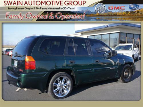 GMC Envoy 2002 photo 2