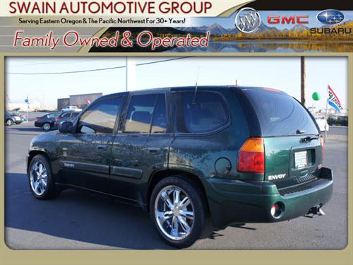 GMC Envoy 2002 photo 3