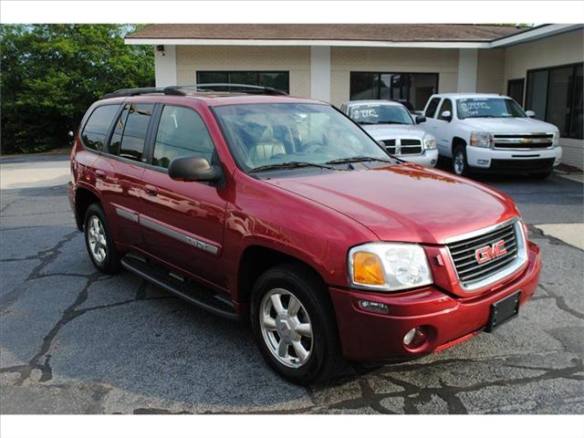 GMC Envoy 2002 photo 2