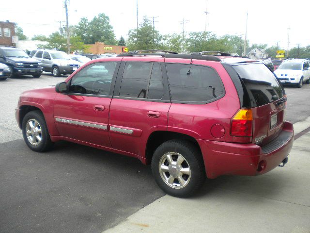 GMC Envoy 2002 photo 1