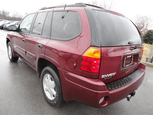 GMC Envoy 2002 photo 2