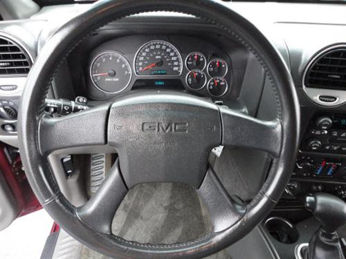 GMC Envoy 2002 photo 5