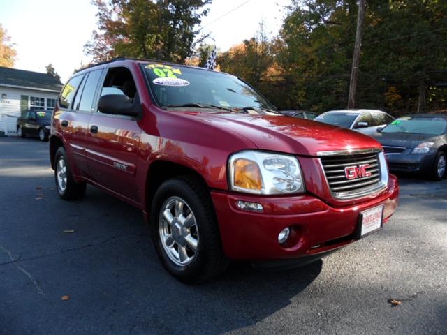 GMC Envoy 2002 photo 2