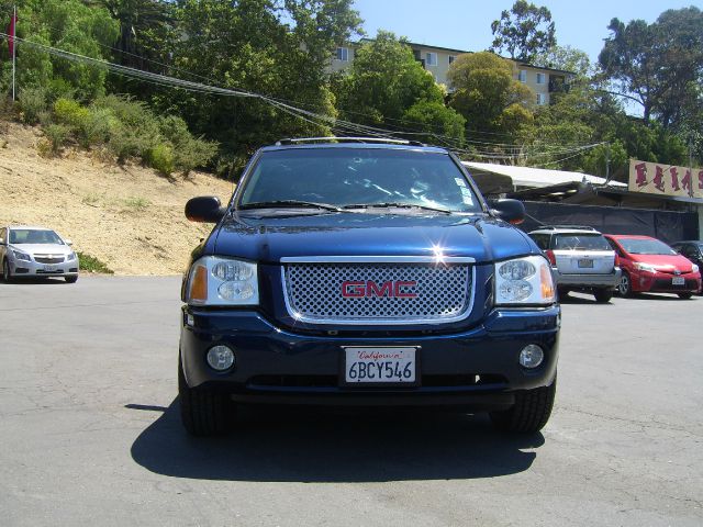 GMC Envoy 2003 photo 4