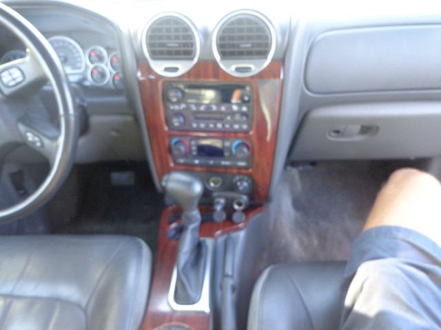 GMC Envoy 2003 photo 1