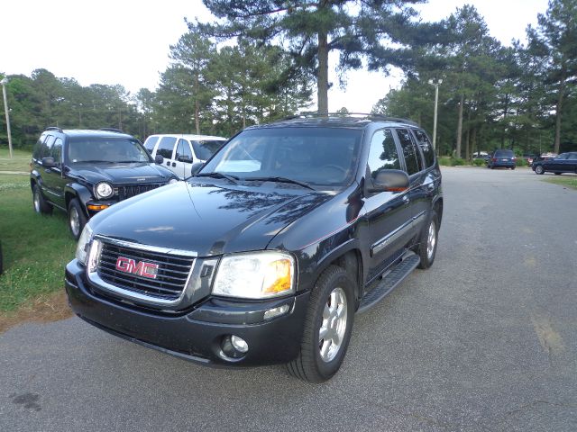 GMC Envoy 2003 photo 17