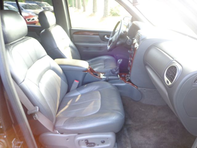 GMC Envoy 2003 photo 9