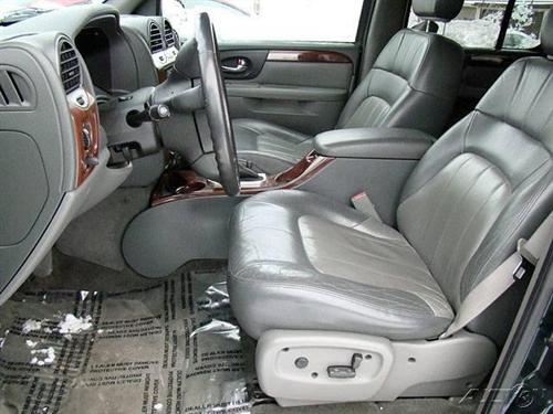 GMC Envoy 2003 photo 2