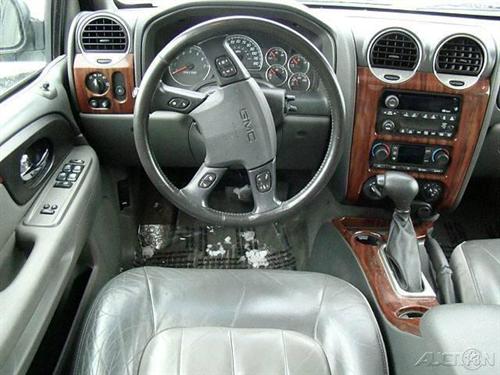 GMC Envoy 2003 photo 5