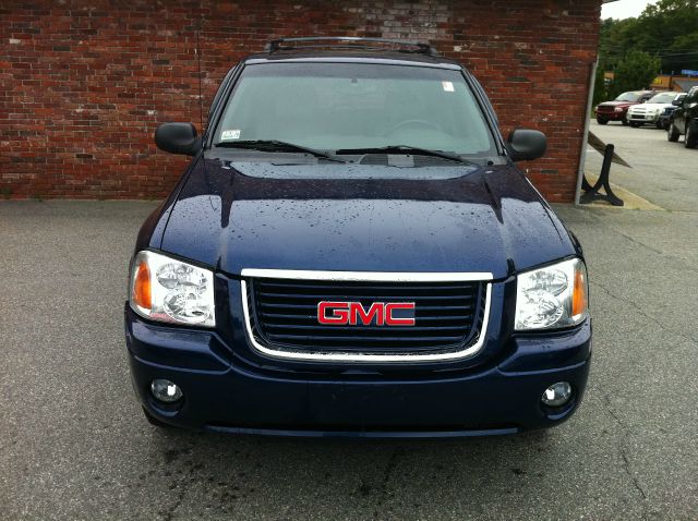 GMC Envoy 4x4 Crew Cab LE SUV