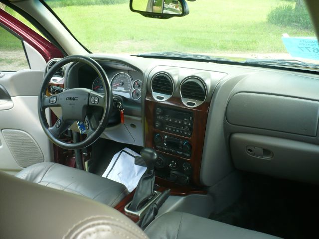 GMC Envoy Wagon SE SUV