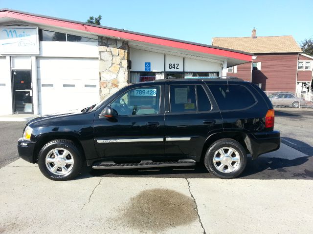 GMC Envoy 2003 photo 3