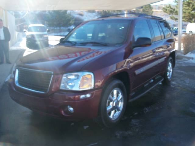 GMC Envoy 2003 photo 1