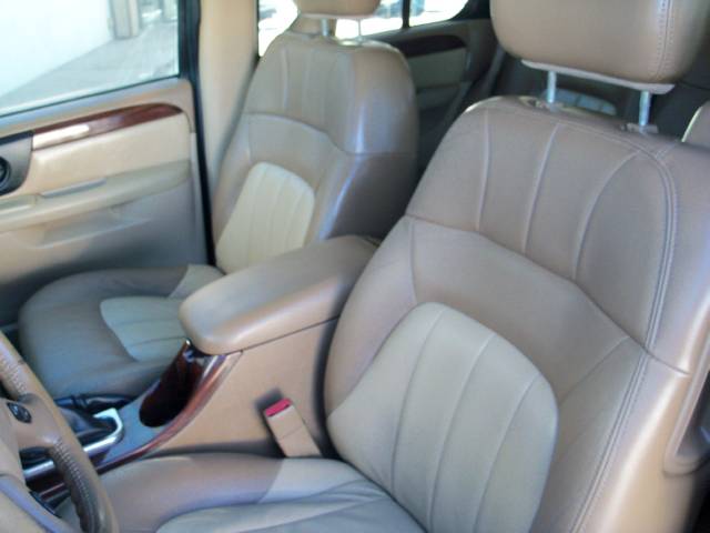 GMC Envoy 2003 photo 5