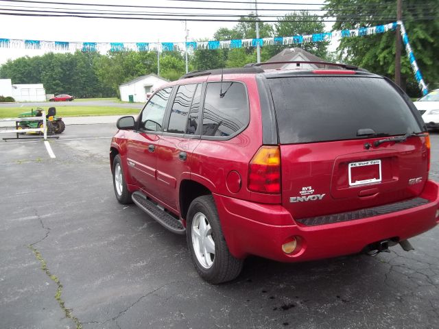GMC Envoy 4x4 Crew Cab LE SUV