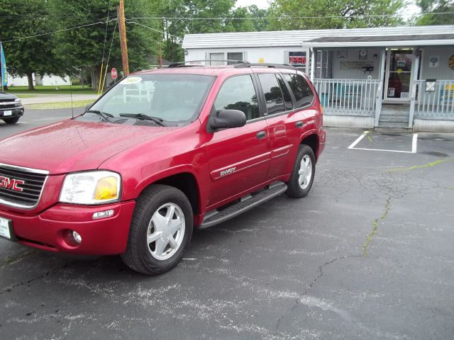 GMC Envoy 2003 photo 1