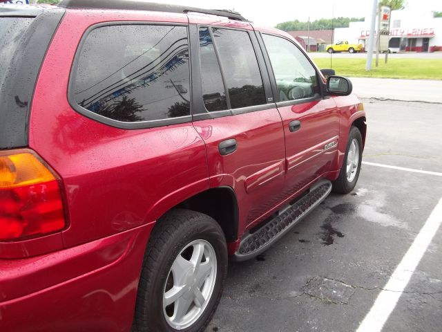 GMC Envoy 2003 photo 25