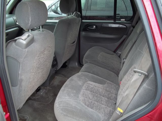 GMC Envoy 2003 photo 26