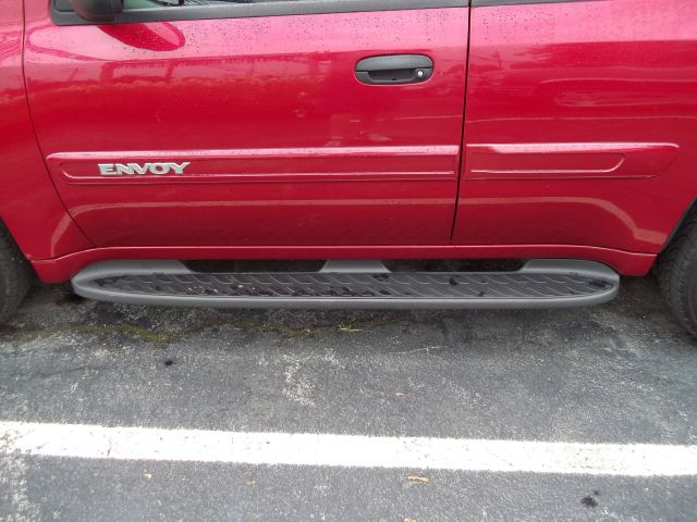 GMC Envoy 2003 photo 3