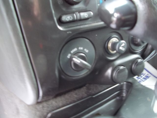 GMC Envoy 2003 photo 6