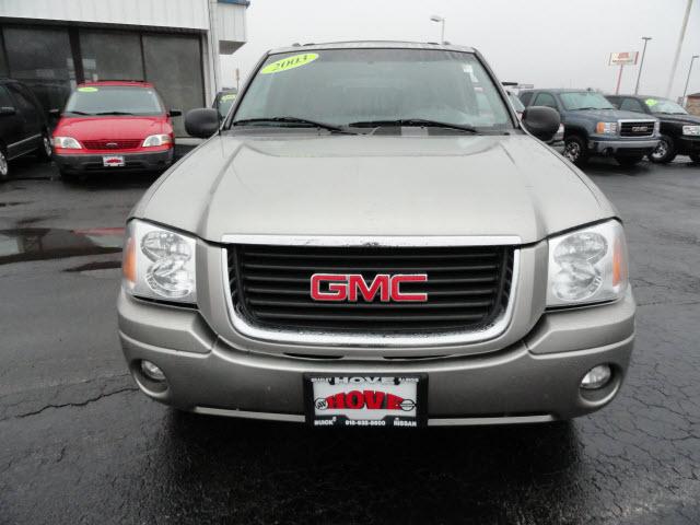 GMC Envoy 2003 photo 1