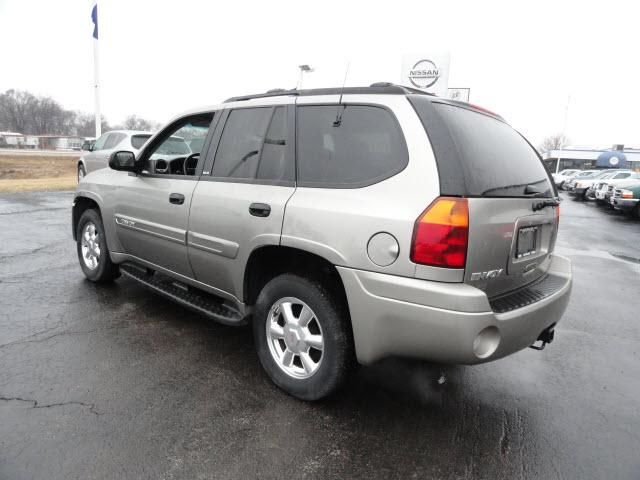 GMC Envoy 2003 photo 4