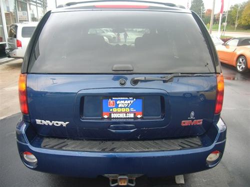 GMC Envoy 2003 photo 3