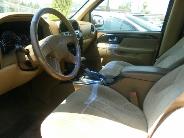 GMC Envoy 2003 photo 3