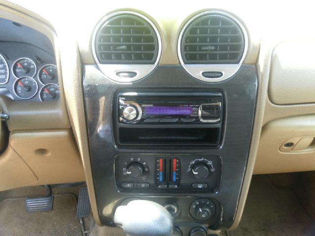 GMC Envoy 2003 photo 5