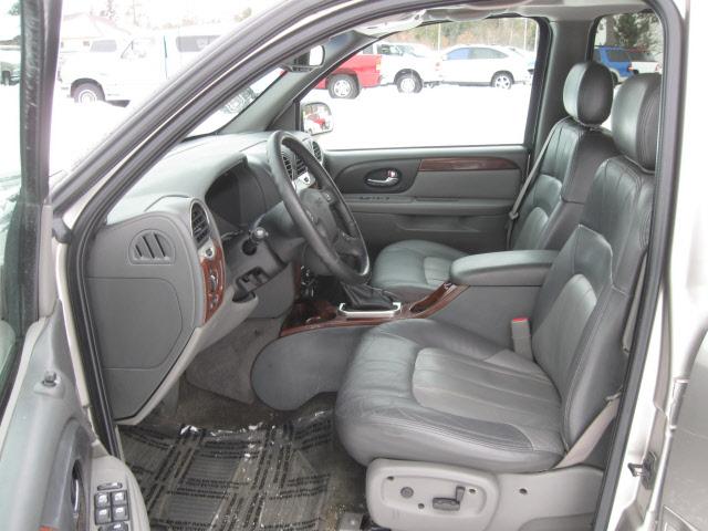 GMC Envoy 2003 photo 3