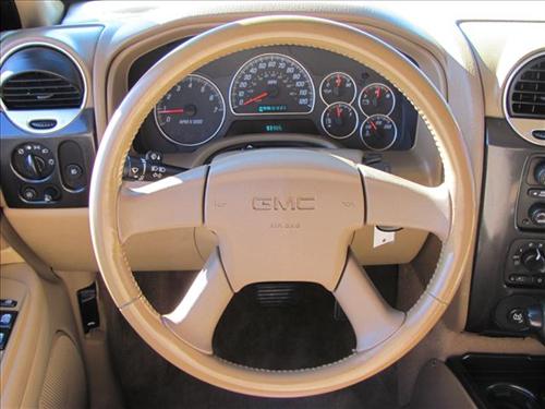 GMC Envoy 2003 photo 1