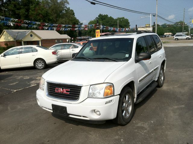 GMC Envoy 2003 photo 3