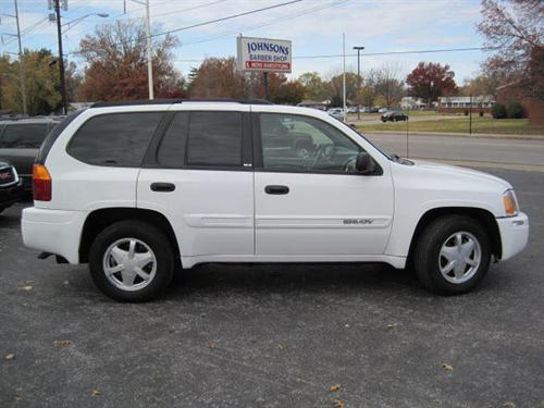 GMC Envoy 2003 photo 2