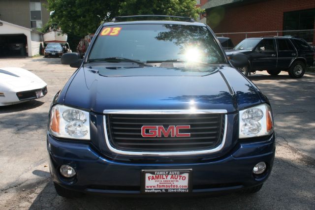 GMC Envoy 2003 photo 3
