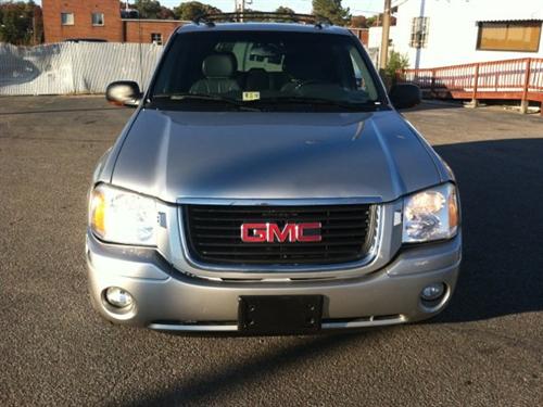 GMC Envoy 2004 photo 1