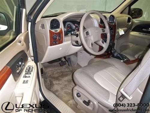 GMC Envoy 2004 photo 1