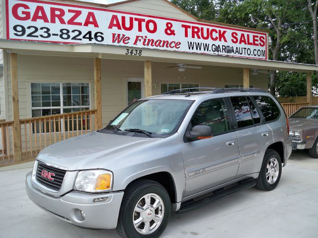 GMC Envoy Super SUV