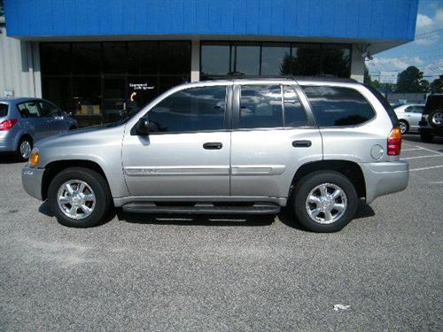 GMC Envoy 2004 photo 1