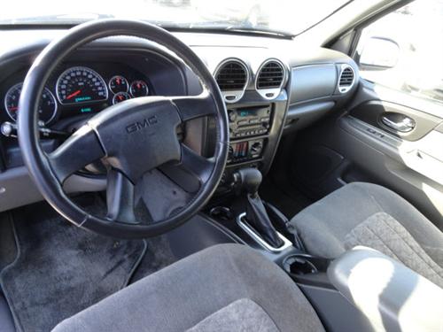 GMC Envoy 2004 photo 1
