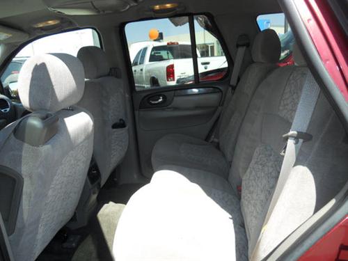 GMC Envoy 2004 photo 3