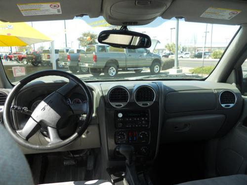 GMC Envoy 2004 photo 4